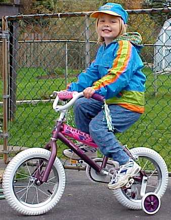 Em'snewbike.jpg (33649 bytes)