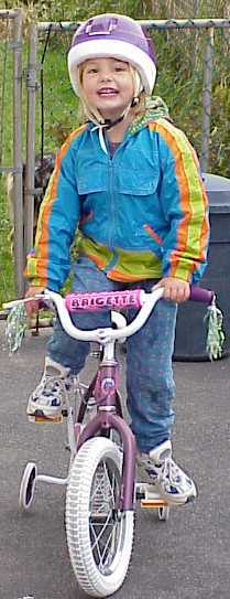 Em'snewbike4.jpg (22802 bytes)